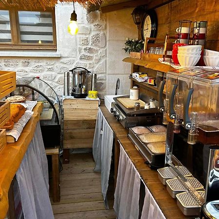 Les Chambres De Paulette Chambres A Theme Jack Sparrow Sainte-Marie-la-Mer Extérieur photo